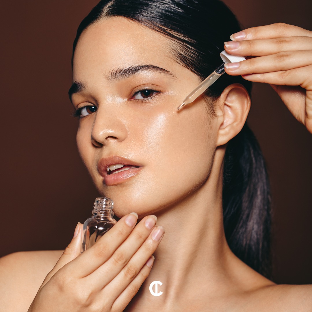 Conseil Beauté by Institut C
Et si vous ajoutiez un geste simple à votre routine du soir pour booster l’éclat de votre peau ?
✨ Appliquez un sérum antioxydant avant votre crème de nuit.
Ce geste aide à :
✔️ Lutter contre les radicaux libres
✔️ Prévenir le vieillissement cutané
✔️ Illuminer le teint dès le réveil
✔️ Optimiser la régénération cellulaire
Chez l’Institut C, nous vous aidons à choisir les bons actifs selon VOTRE peau.
Un diagnostic, des soins ciblés, des résultats visibles.
📍 Institut C – Lyon
📞 06 86 16 85 71
📅 Prenez rendez-vous sur Planity : Lien dans la bio.
#institutclyon #conseilbeaute #antioxydant #soindelapeau #routinebeaute #peaulumineuse #glowup #lyonbeaute #skincaretips #cosmetiquemedicalisee